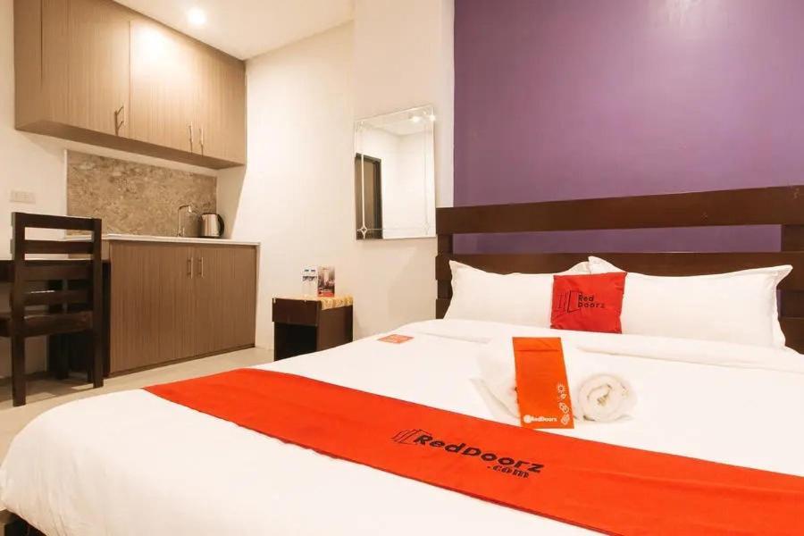 Shandong Residences 山东宾馆 Манила Экстерьер фото